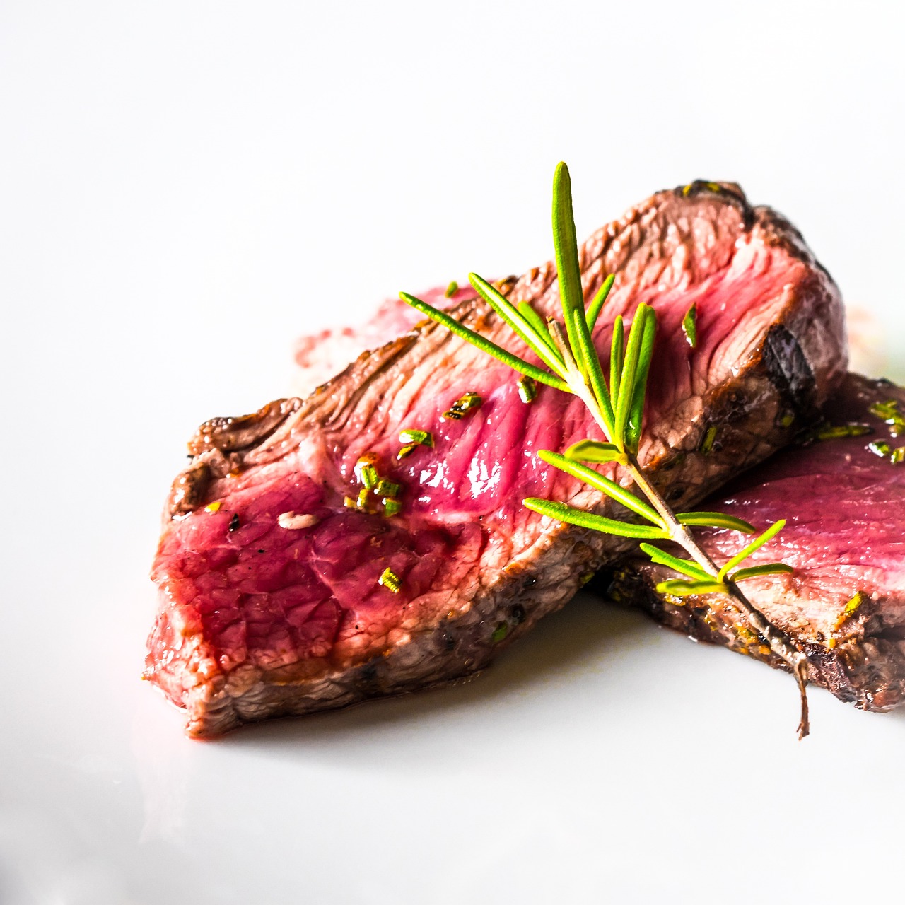 Photo by TheAndrasBarta italy, italian food, beef