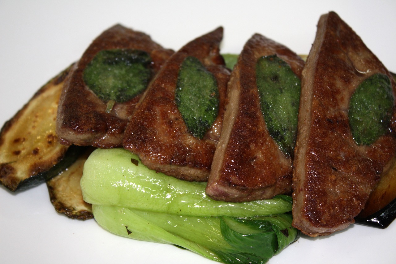 Photo by FaceGuard calf liver, sage, flesh